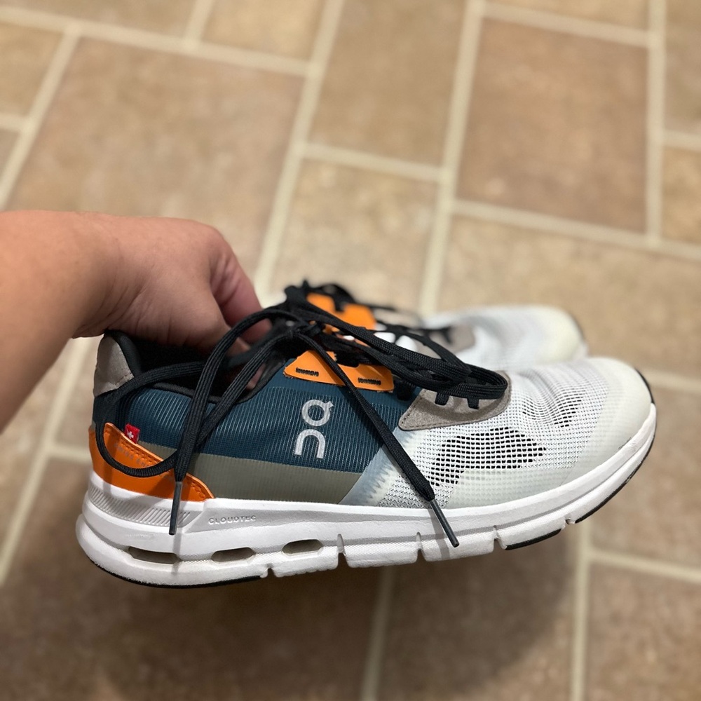 On Running Men's/Unisex White, Teal & Orange Cloud Sneakers